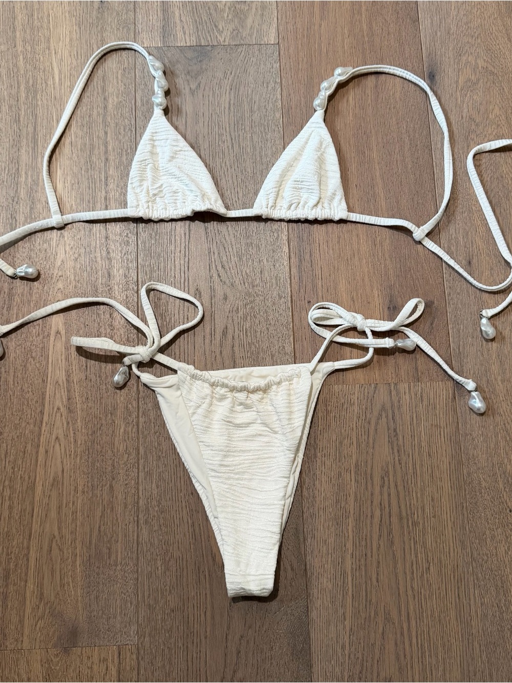 La Porte- White Triangle Bikini Set